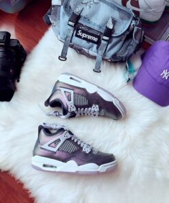 סניקרס JORDAN RETRO 4