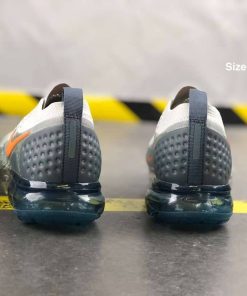 Alternative view of סניקרס נייק VAPORMAX