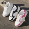 סניקרס ALO YOGA
