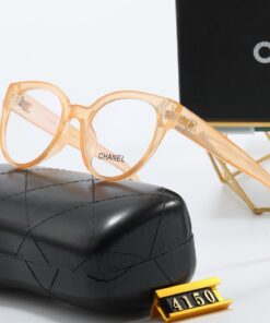 משקפי CHANEL 2026