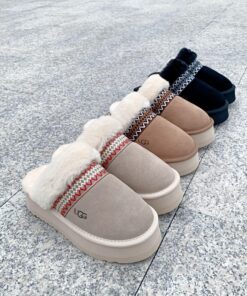 נעלי UGG 2025