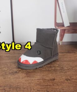 Alternative view of מגפי UGG ילדים