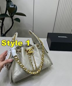 Alternative view of תיקי Chanel Mini 25 Hobo Bag