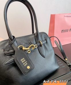 Alternative view of תיקי MIU MIU