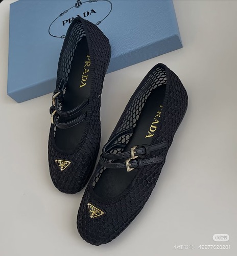 נעלי בובה PRADA – תמונה 9
